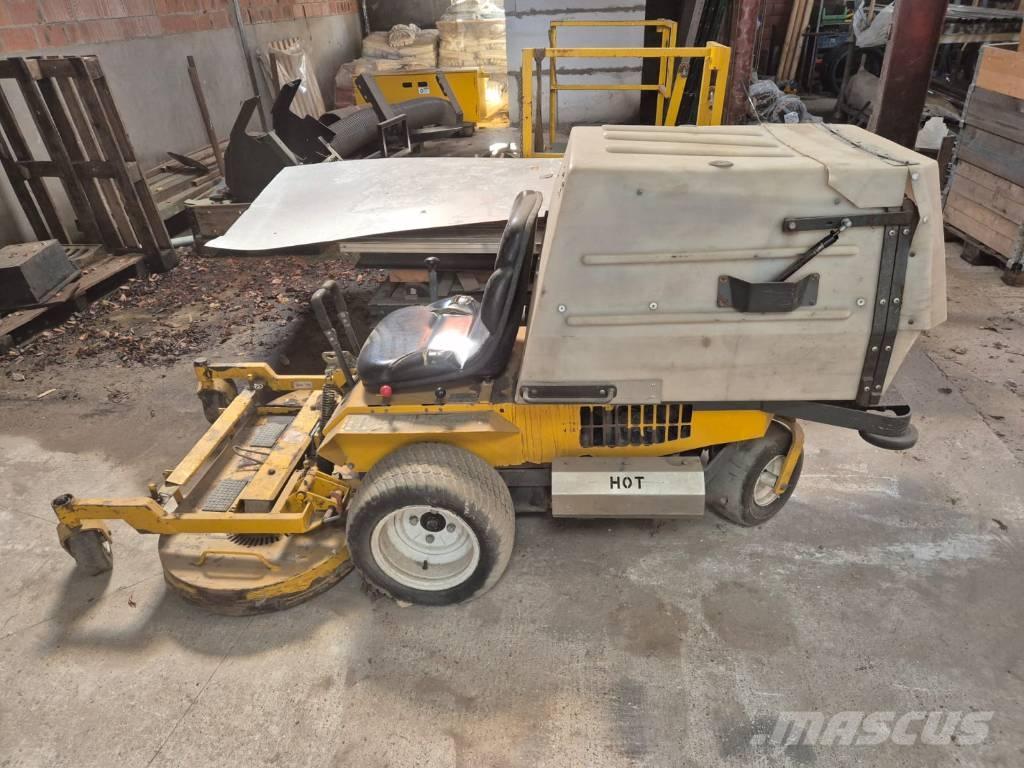 Walker Maaier Zero turn mowers