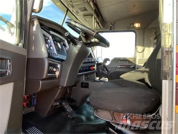 Kenworth T800 Prime Movers