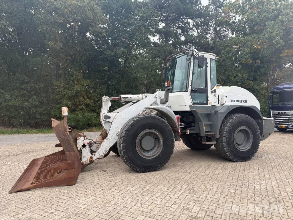 Liebherr L 538 Wheel loaders