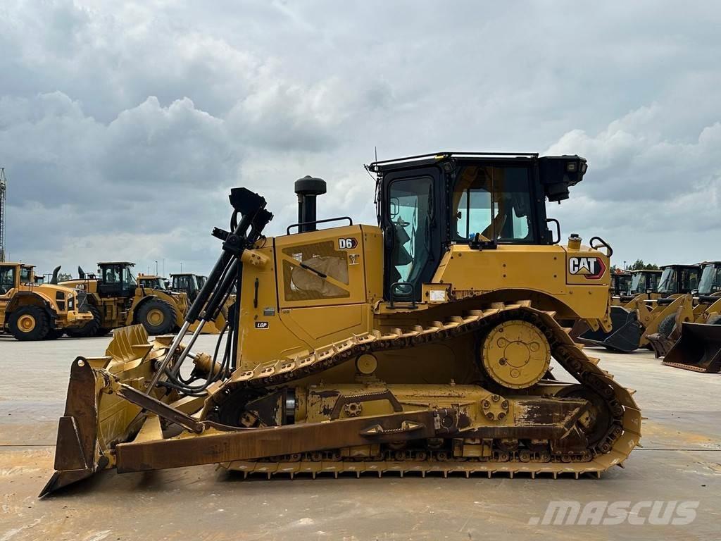 CAT D6 LGP Crawler dozers