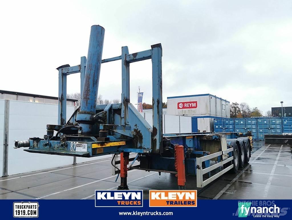 Renders TIPPER Container semi-trailers