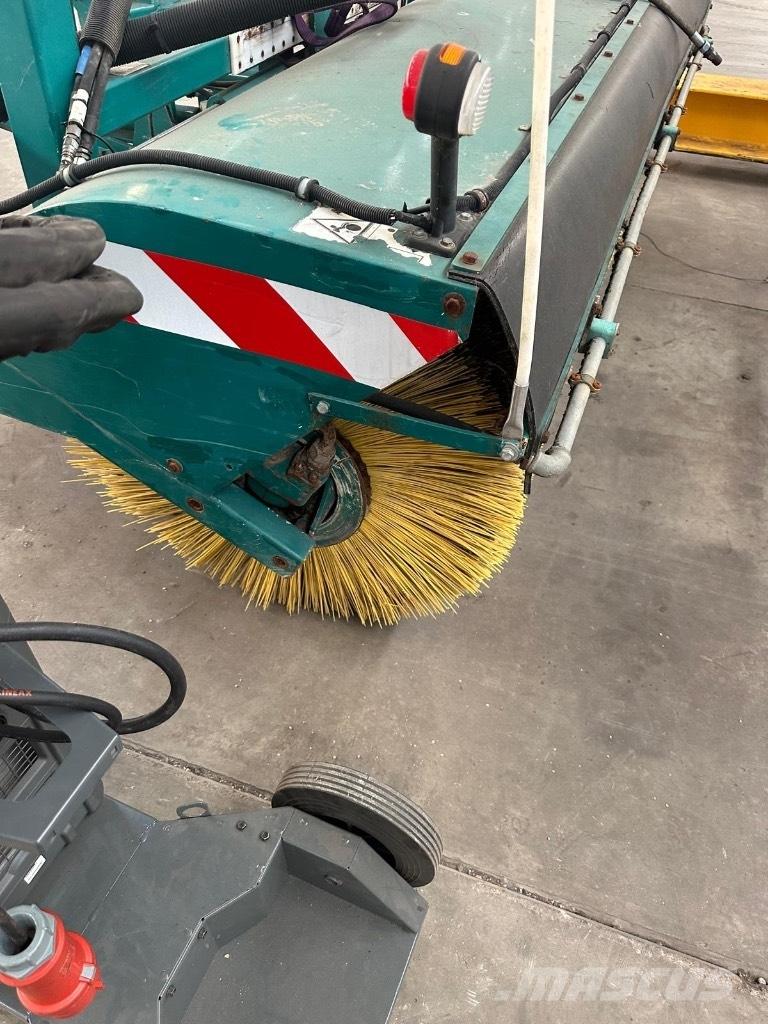 Burtec BB 235/80 S Brushes