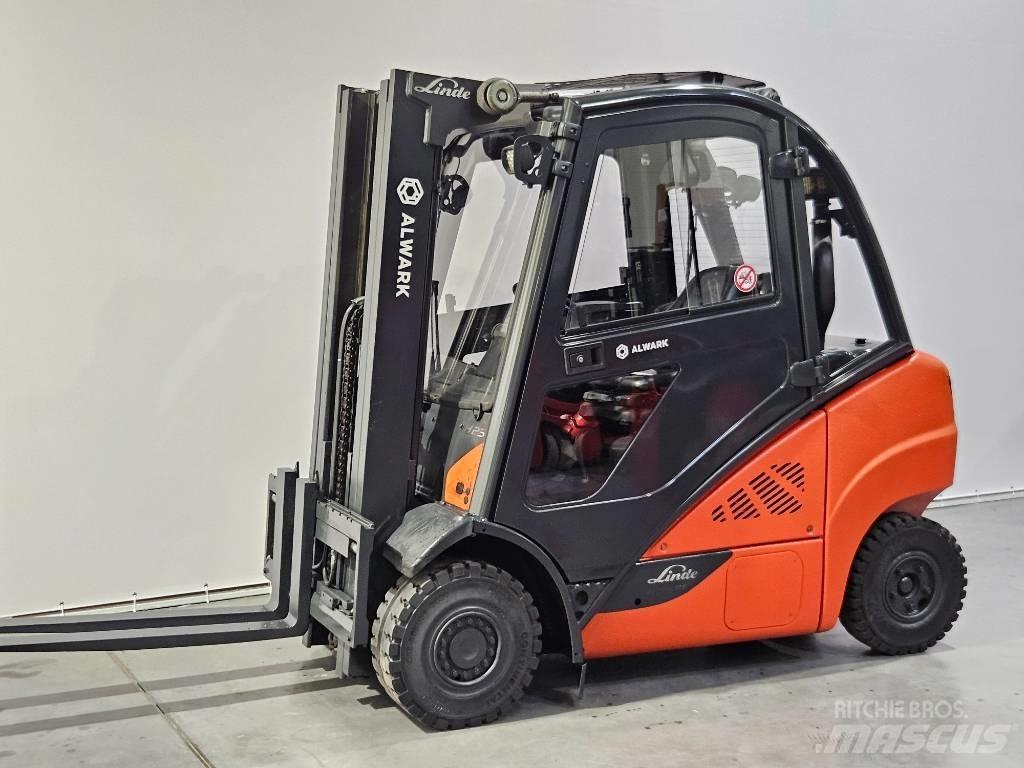 Linde H25D Diesel trucks
