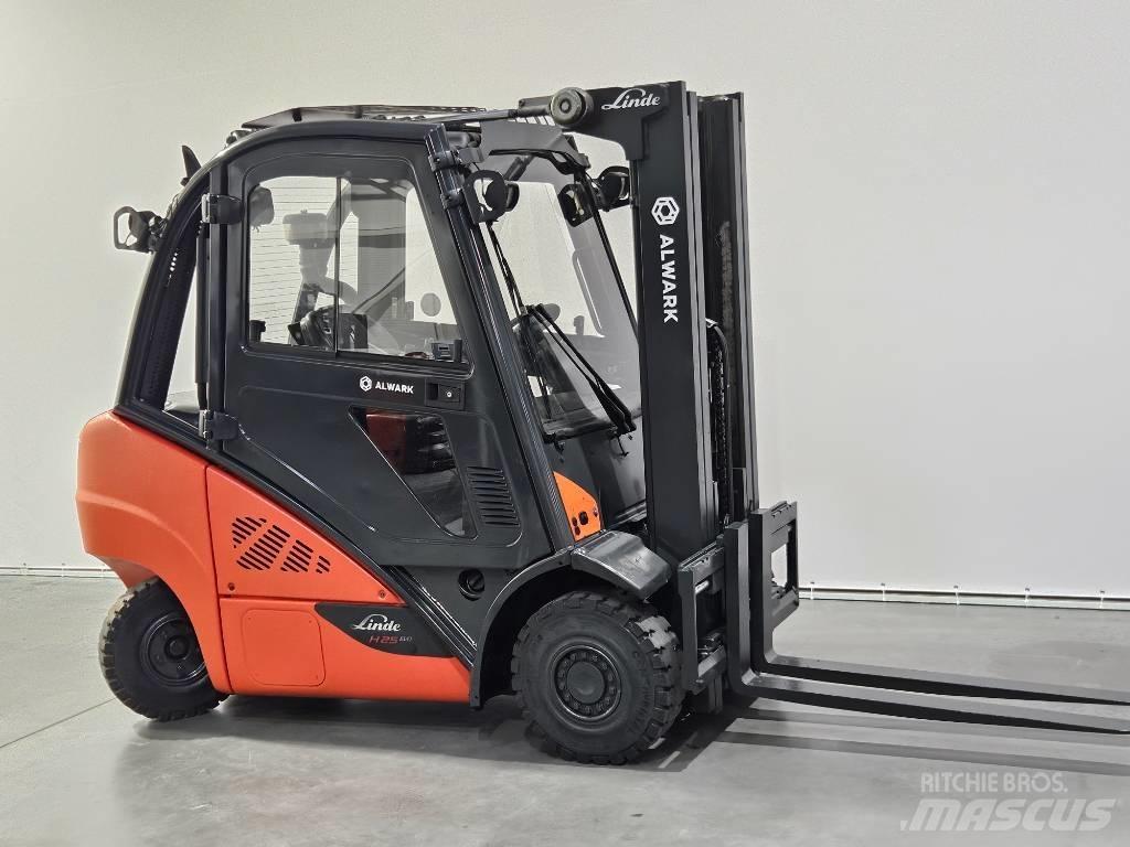 Linde H25D Diesel trucks