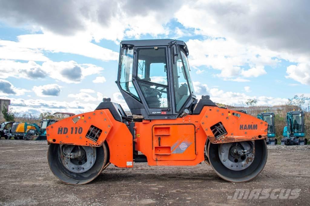 Hamm HD 110 Twin drum rollers