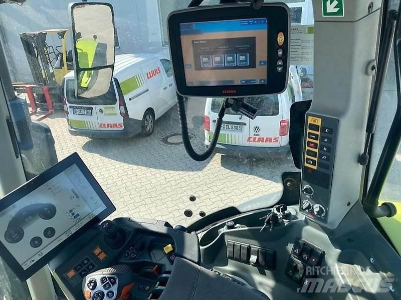 CLAAS Axion 930 Tractors