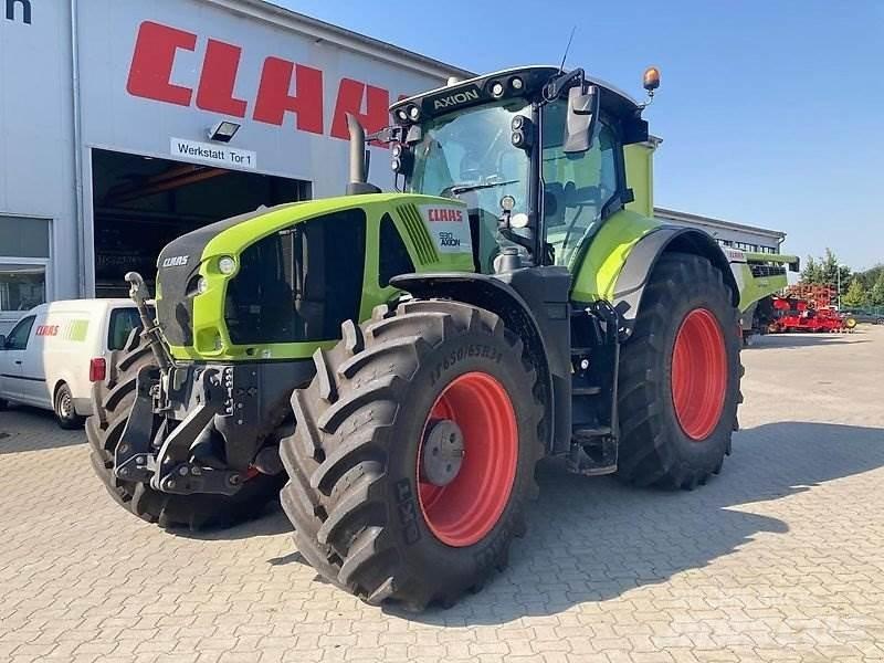 CLAAS Axion 930 Tractors