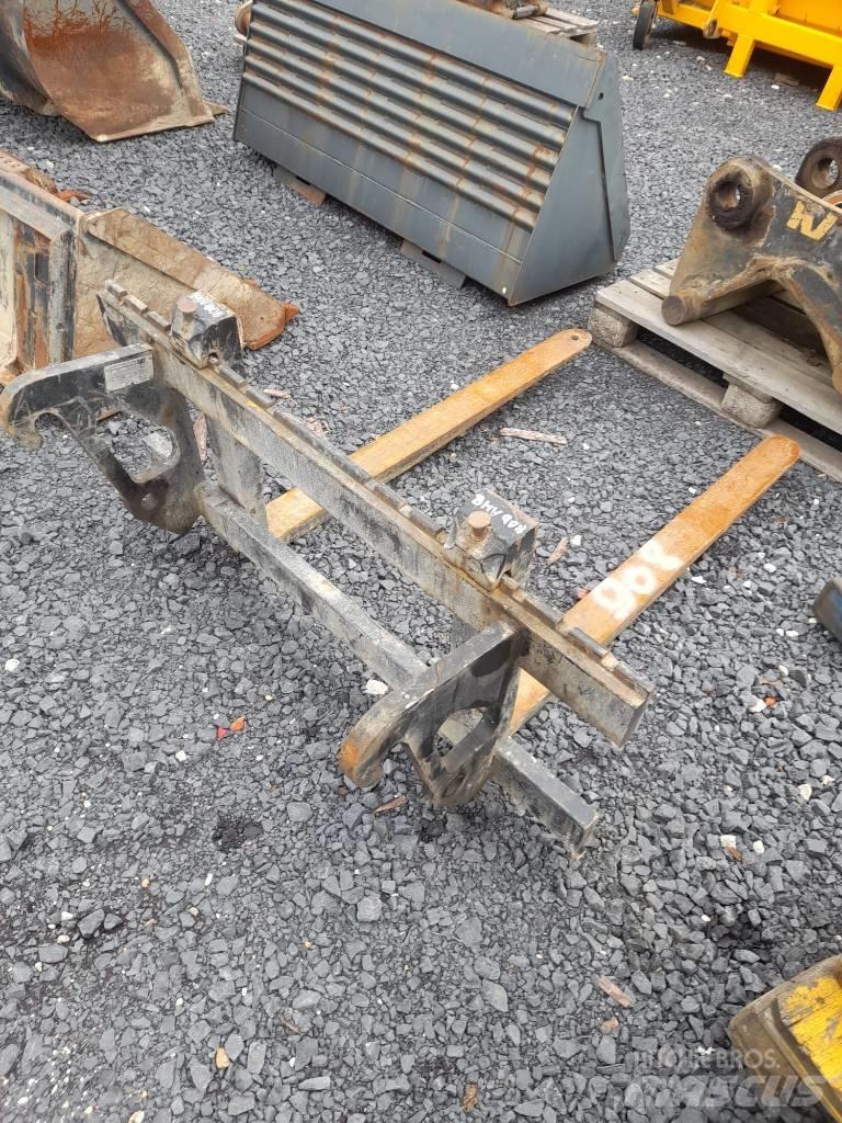 CAT 908M Wheel loaders