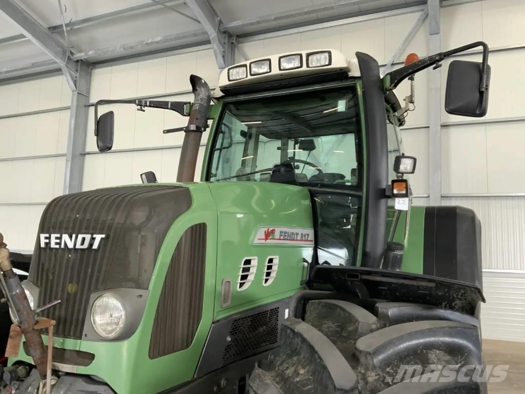Fendt 817 Vario Tractors