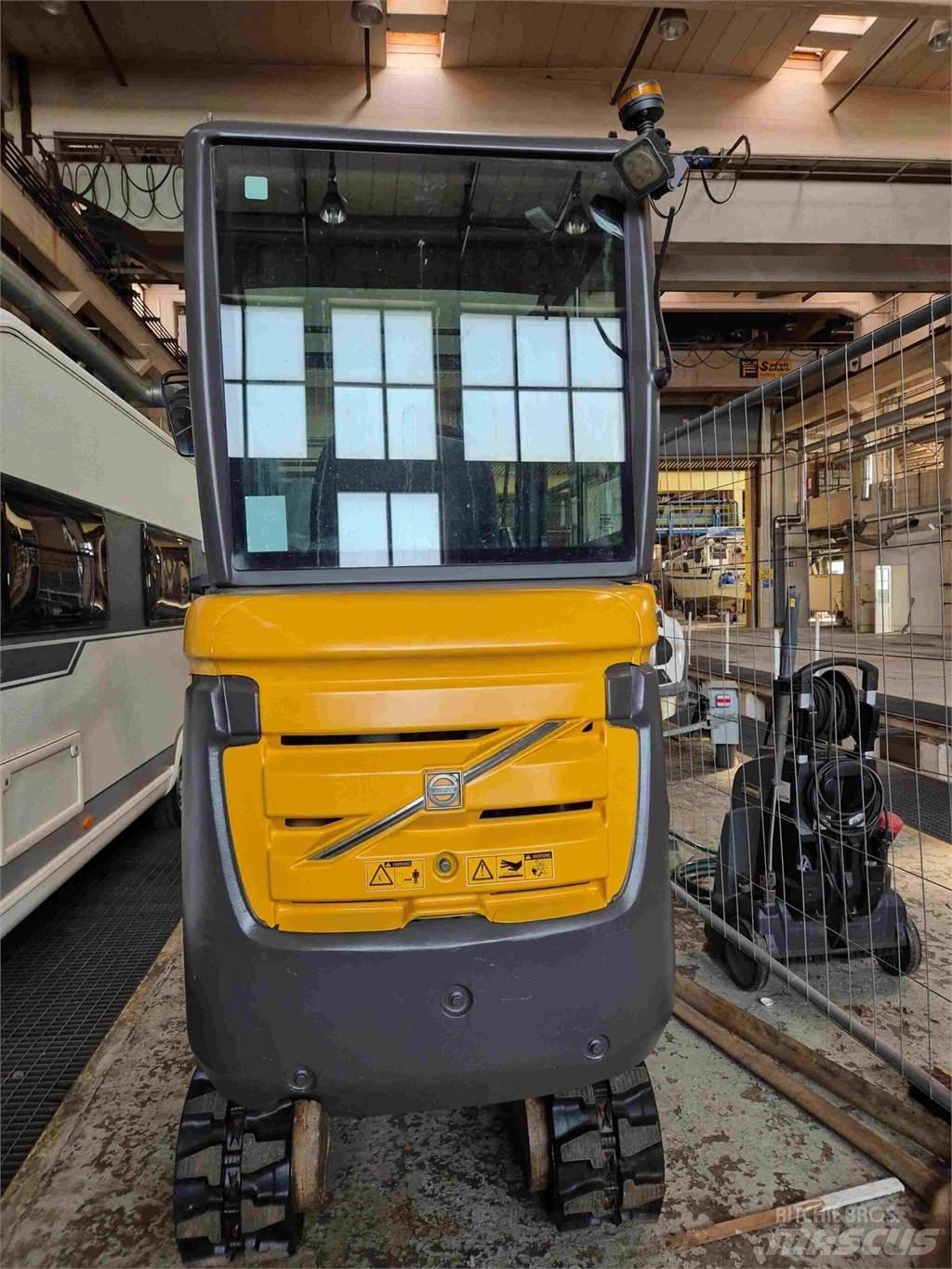Volvo EC18C Mini excavators < 7t (Mini diggers)