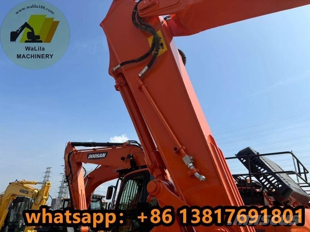 Hitachi ZX 210 Crawler excavators