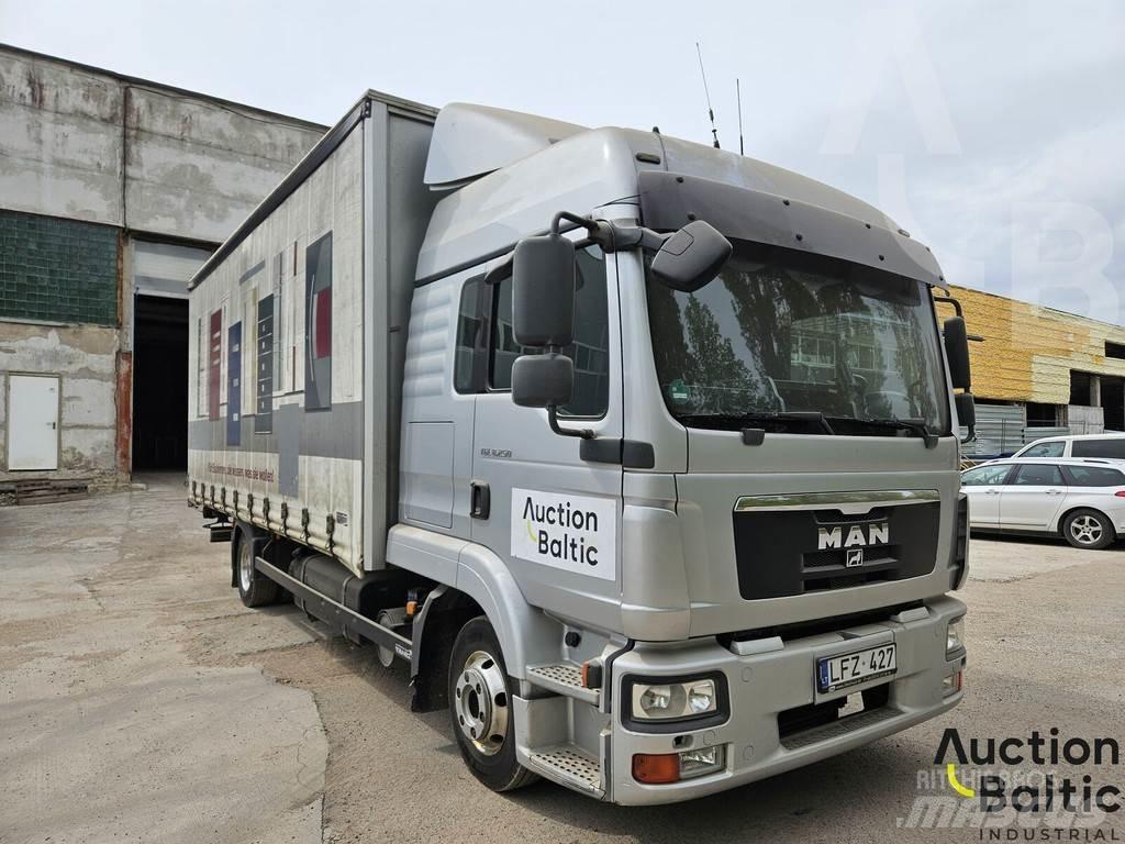 MAN TGL8.250 Curtain sider trucks