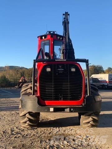 Komatsu 901 Harvesters