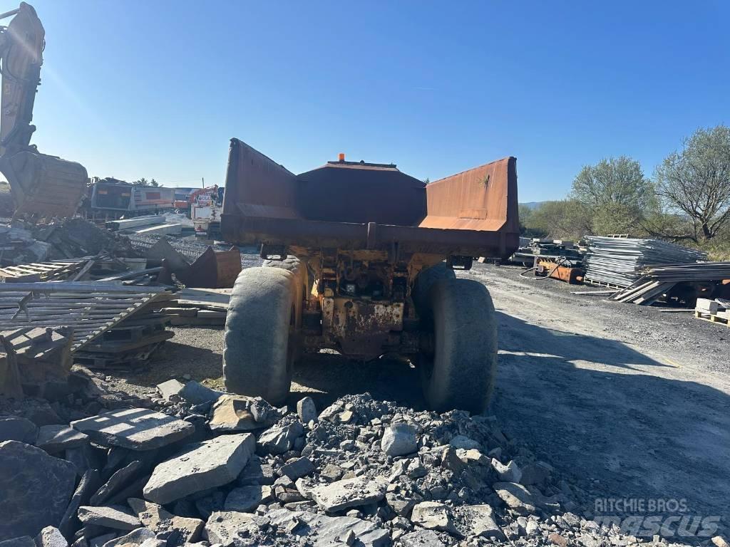 Volvo A 25 C Articulated Haulers