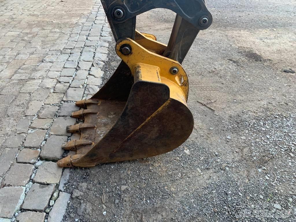 John Deere 310 L Backhoe