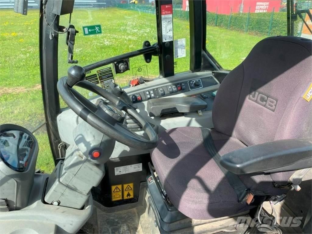 JCB TM 220 - 40 KM/H Telehandlers