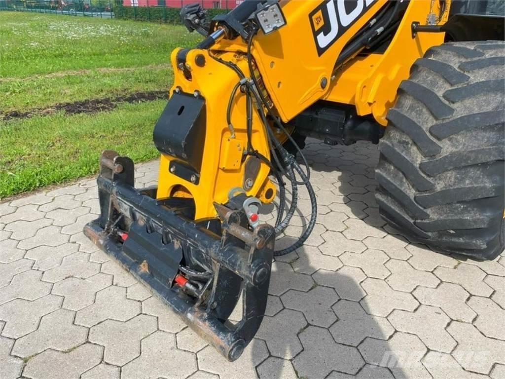 JCB TM 220 - 40 KM/H Telehandlers