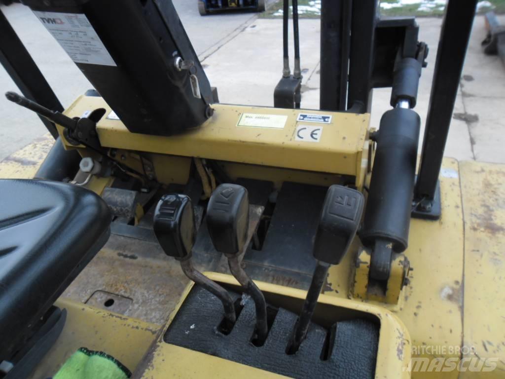 Daewoo Doosan D 40S Diesel trucks