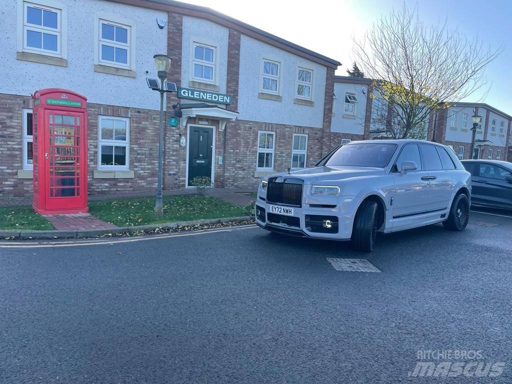 Rolls Royce Cullinan Cars
