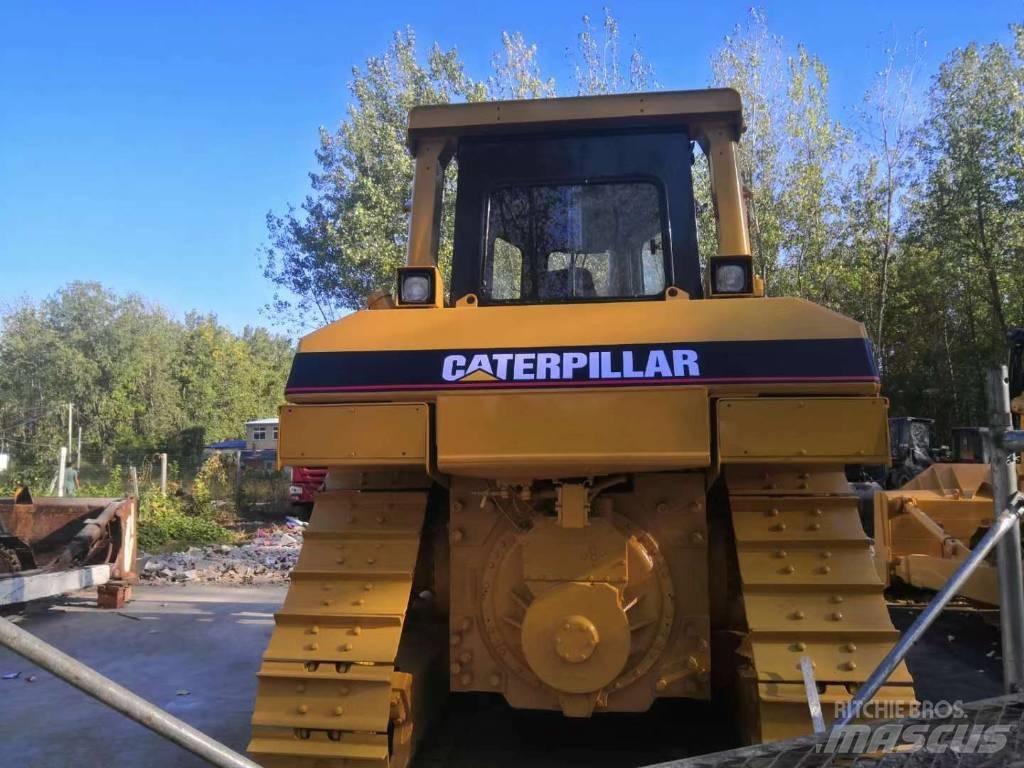 CAT D7H Crawler dozers