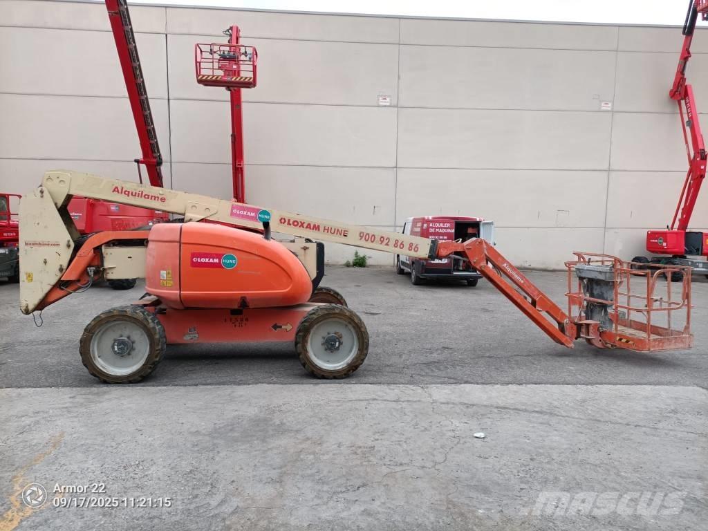 JLG 600 AJ Articulated boom lifts