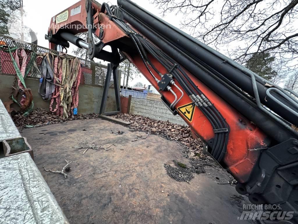 Volvo FL7 Truck mounted cranes