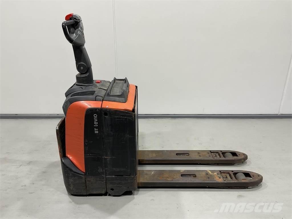 BT LPE200 Low lift with platform