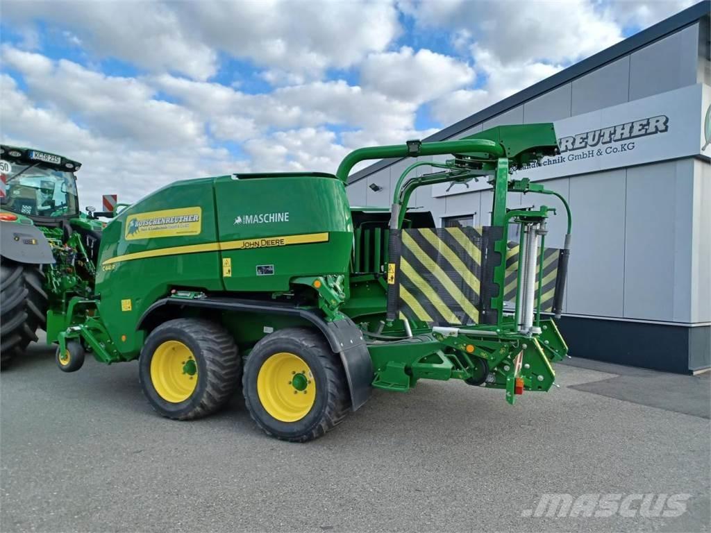John Deere C441R Round balers