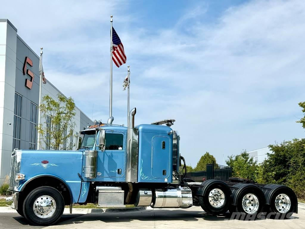 Peterbilt 389 Prime Movers