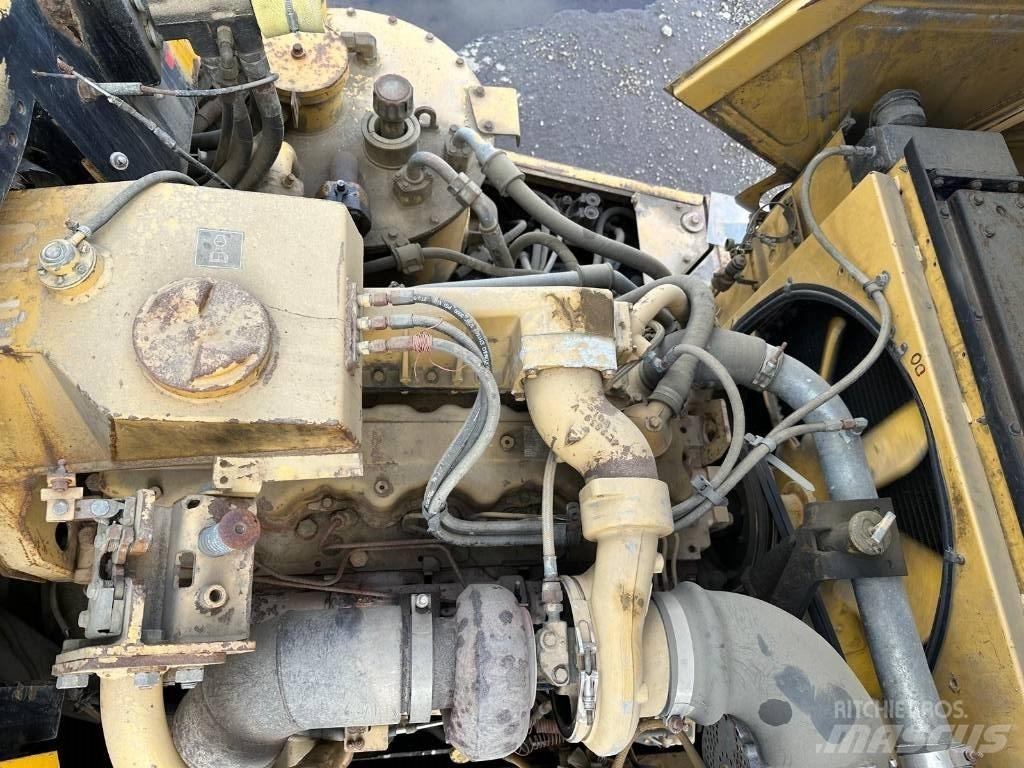 CAT D 300 E Articulated Haulers