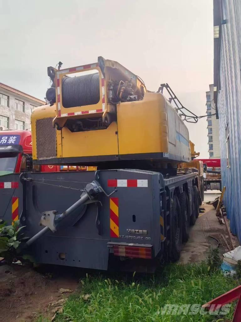 XCMG XCA300 All terrain cranes