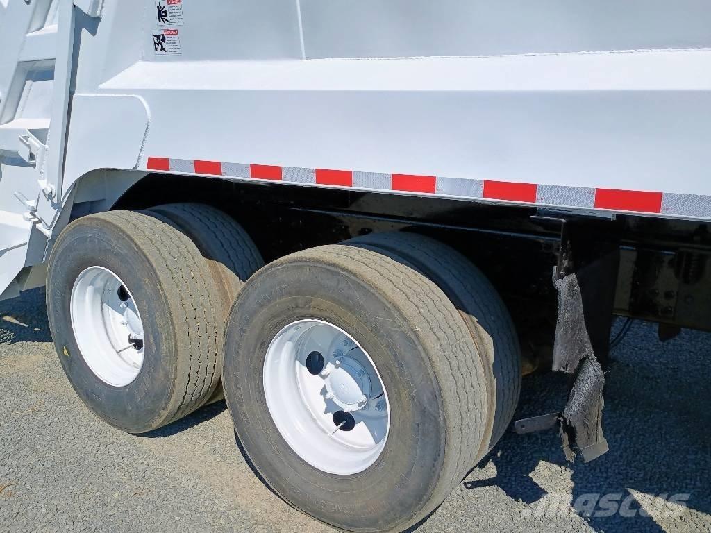 Mack GU 713 Waste trucks