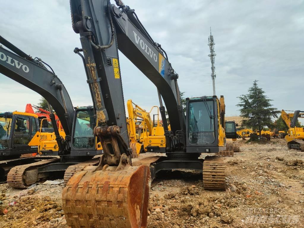 Volvo EC220D Crawler excavators