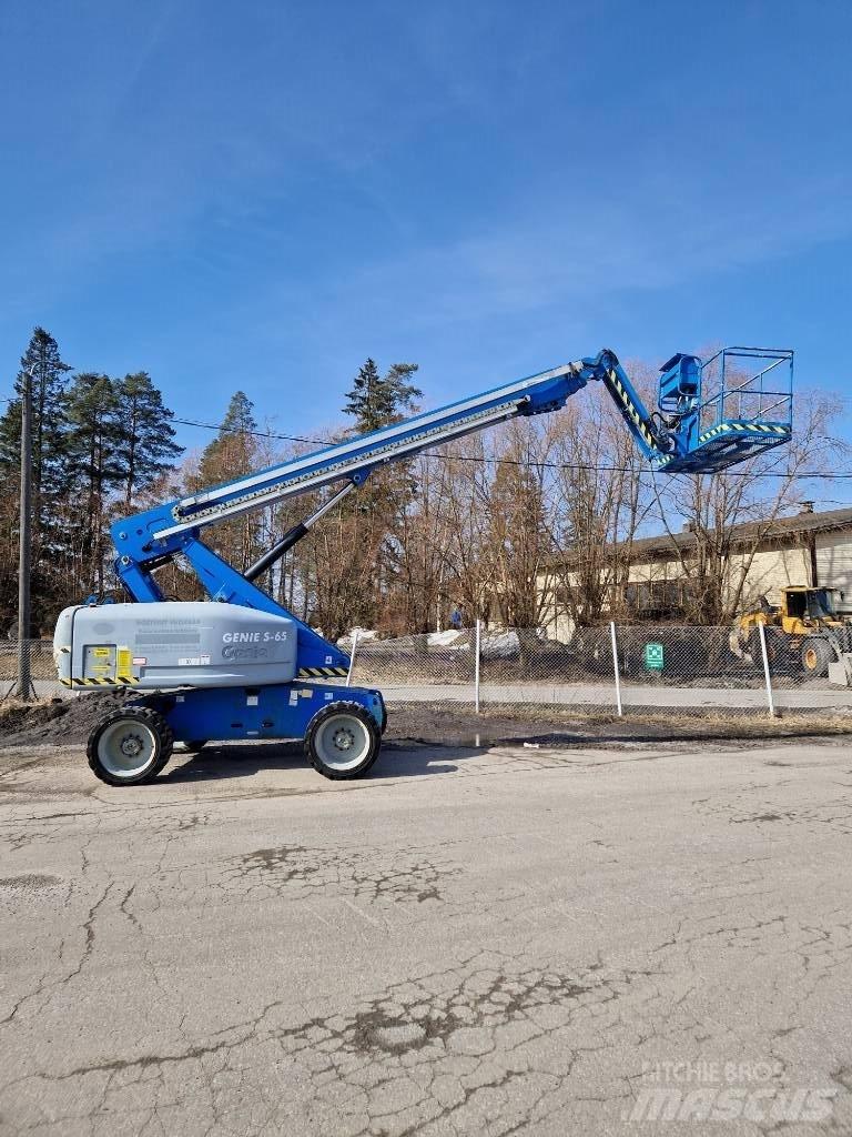 Genie S 65 Telescopic boom lifts