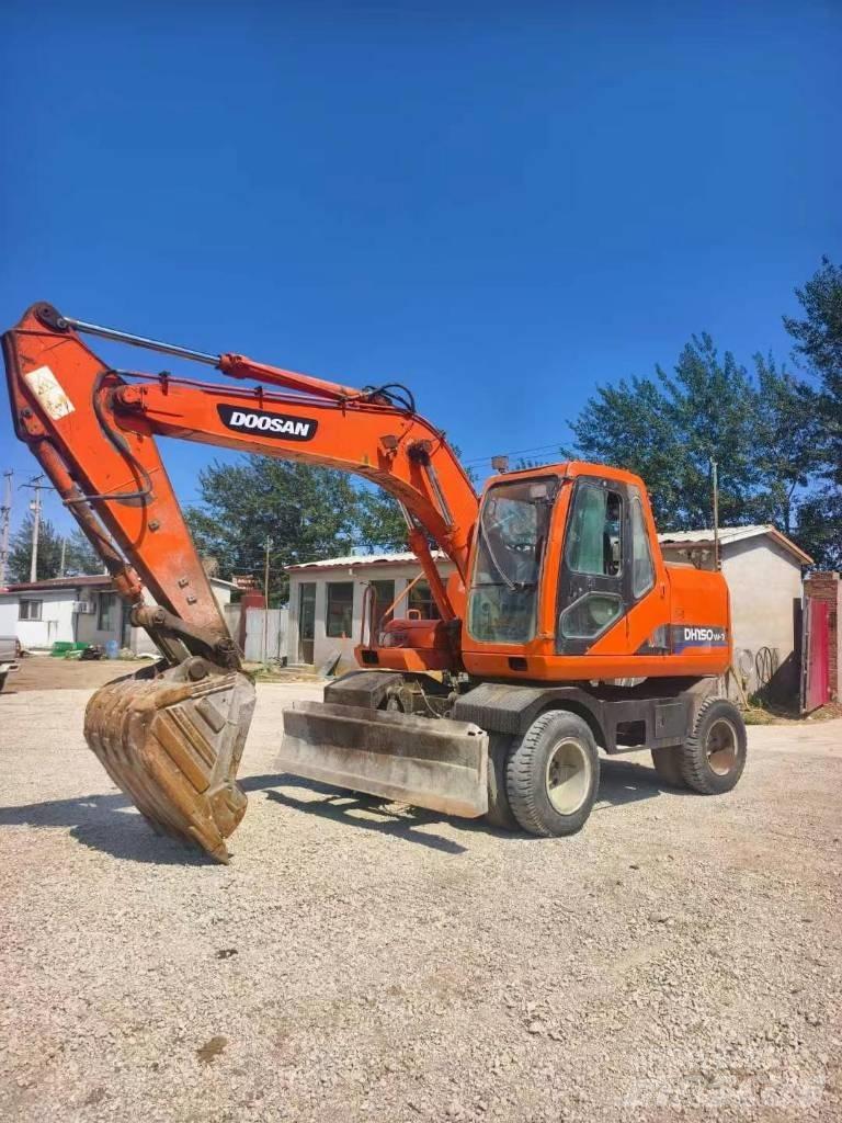 Doosan DH 150 W-7 Wheeled excavators
