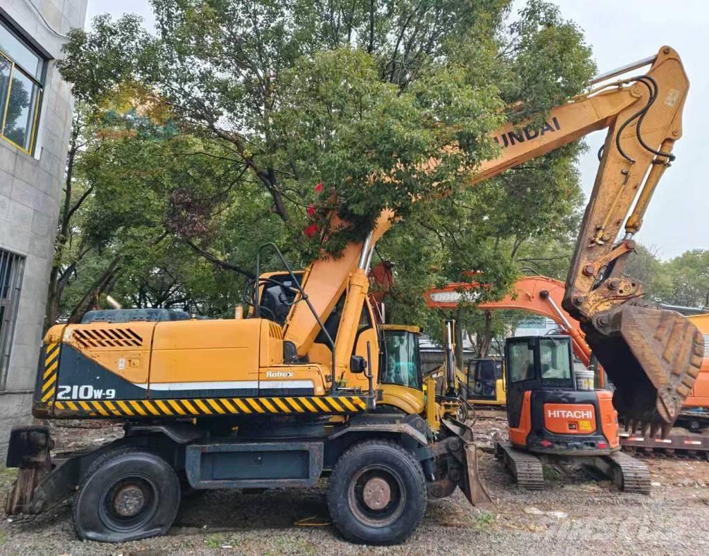 Hyundai r210w-9 Wheeled excavators
