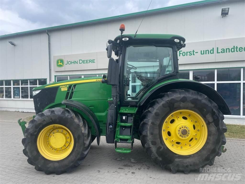 John Deere 7250R Tractors