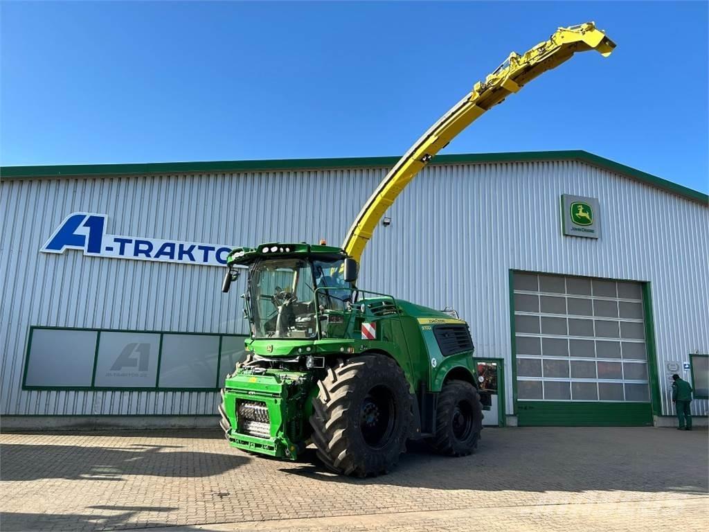 John Deere 9700i Forage harvesters