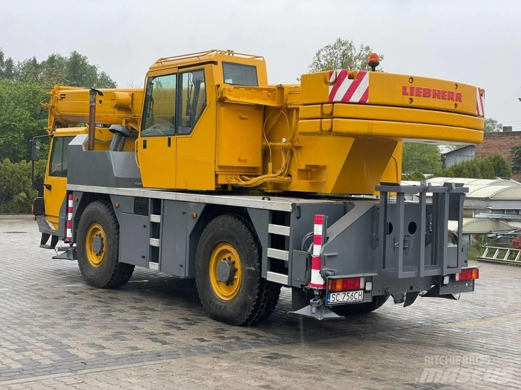 Liebherr LTM 1030/2 All terrain cranes