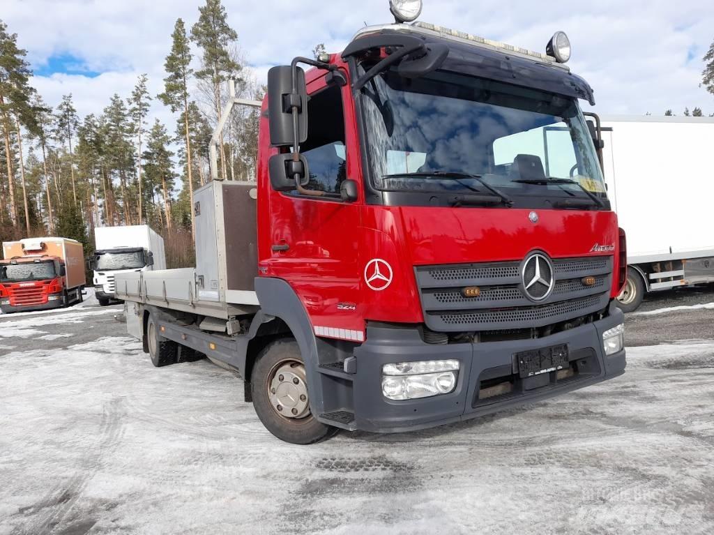 Mercedes-Benz Atego Flatbed / Dropside trucks