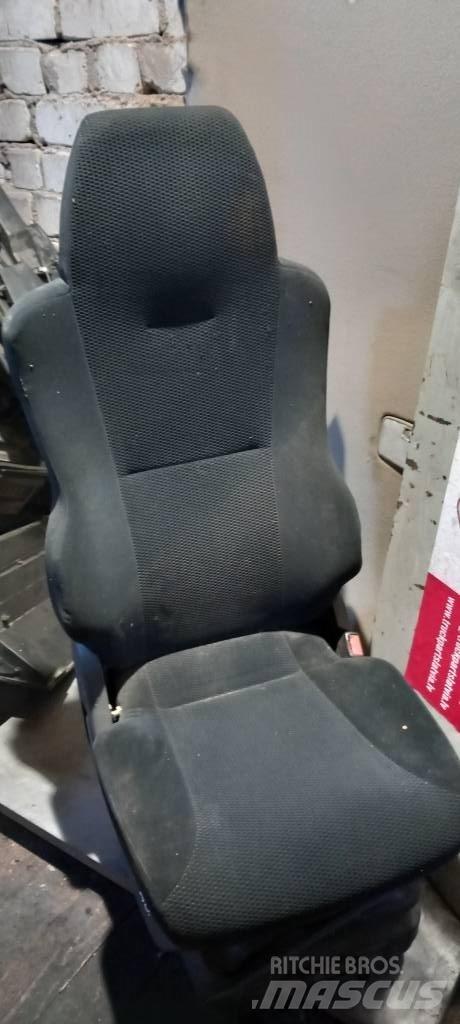 MAN TGX.    81623076414 Cabins and interior