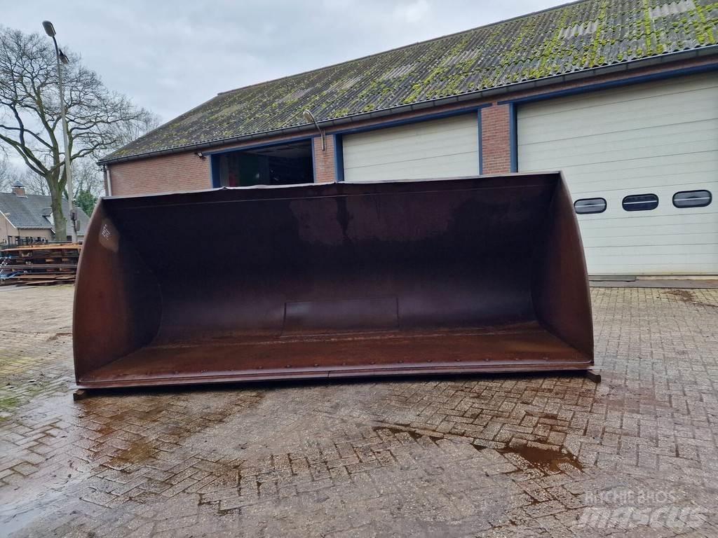 Eurosteel WP-5000 Buckets