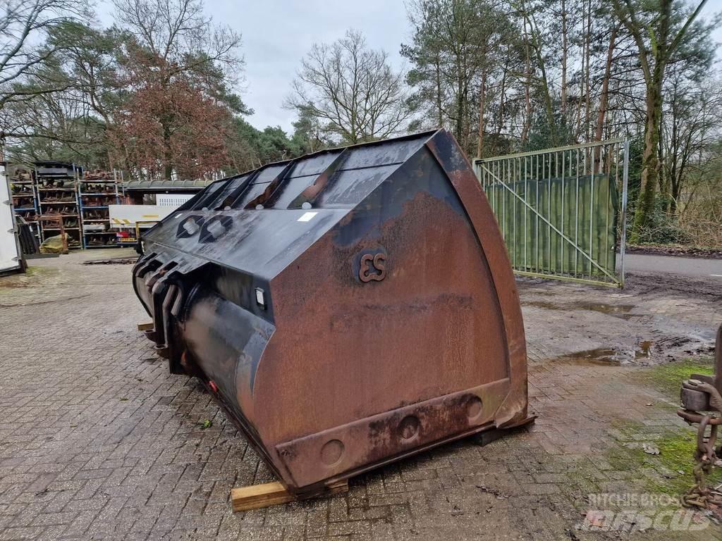 Eurosteel WP-5000 Buckets