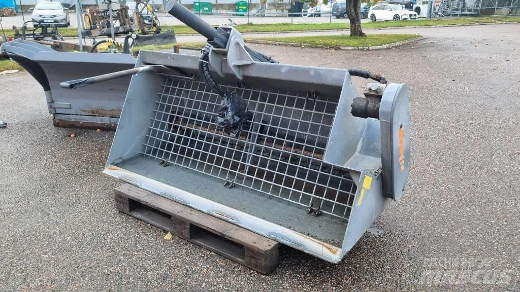 Fjärås 850/1800 Sand and salt spreaders
