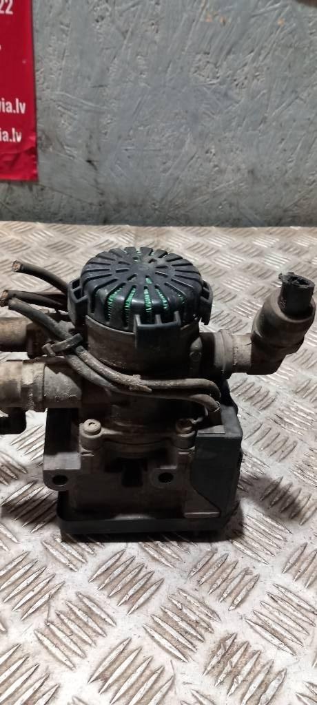 Scania R 440   1879275 Brakes