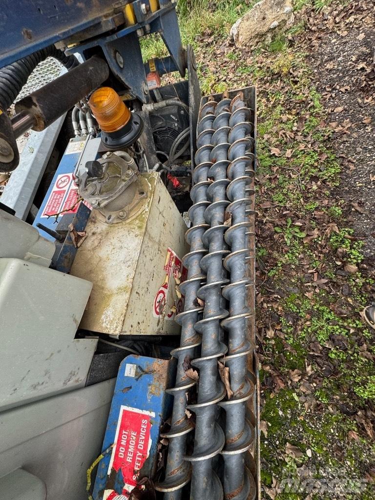  Hydra Joy 1 G Truck mounted drill rig