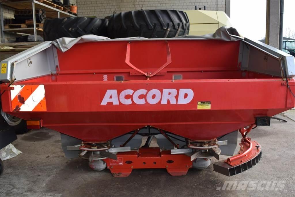Accord Exacta-HL Mineral spreaders