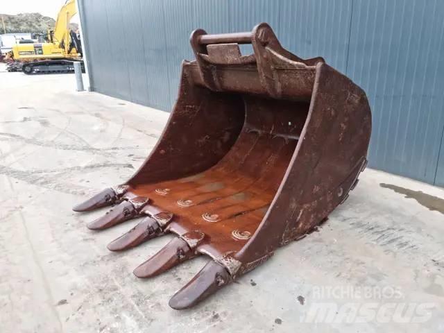 OilQuick OQ90 Buckets