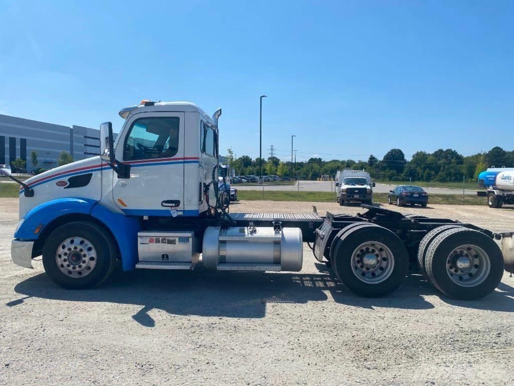 Peterbilt 579 Prime Movers