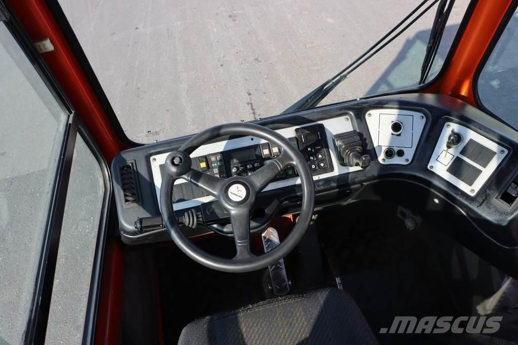 Terberg YT182 Terminal tractors